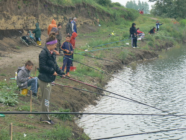 A gyermek horgászversenyen (Fotó: Fekete Kornél)